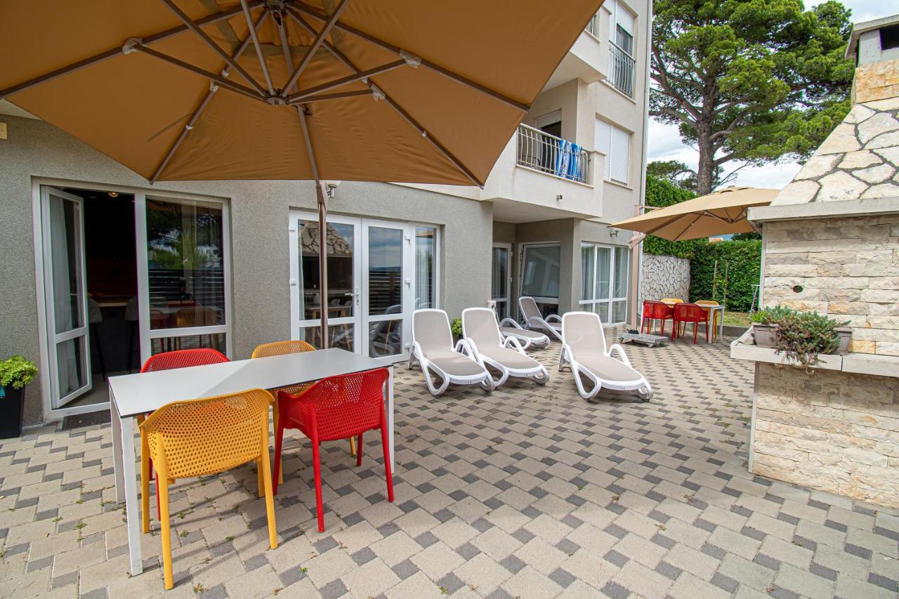 Beachfront Apartments Gabine Каштела Экстерьер фото